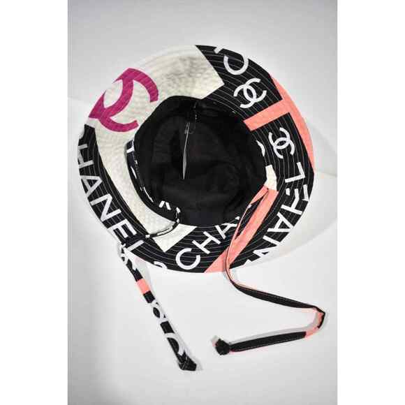 Chanel 22S Black White Pink Beige Fabric CC Logo Sun Cloche Bucket Hat Medium M